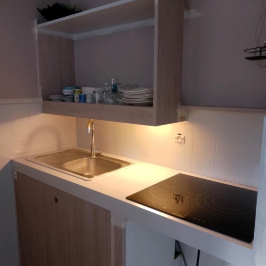  Annonces PONT DU GARD : Appartement | NIMES (30900) | 27 m2 | 530 € 