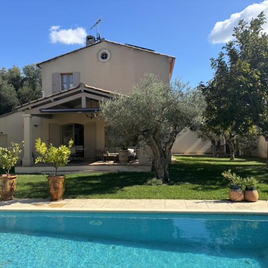 Annonces PONT DU GARD : Maison / Villa | UZES (30700) | 165.00m2 | 495 000 € 