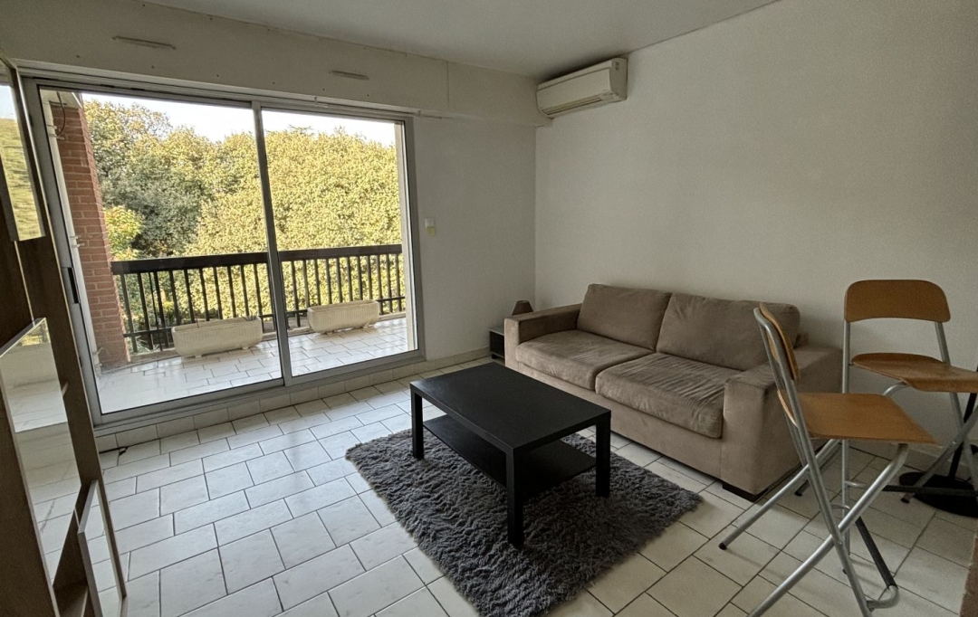 Annonces PONT DU GARD : Appartement | NIMES (30900) | 27 m2 | 530 € 