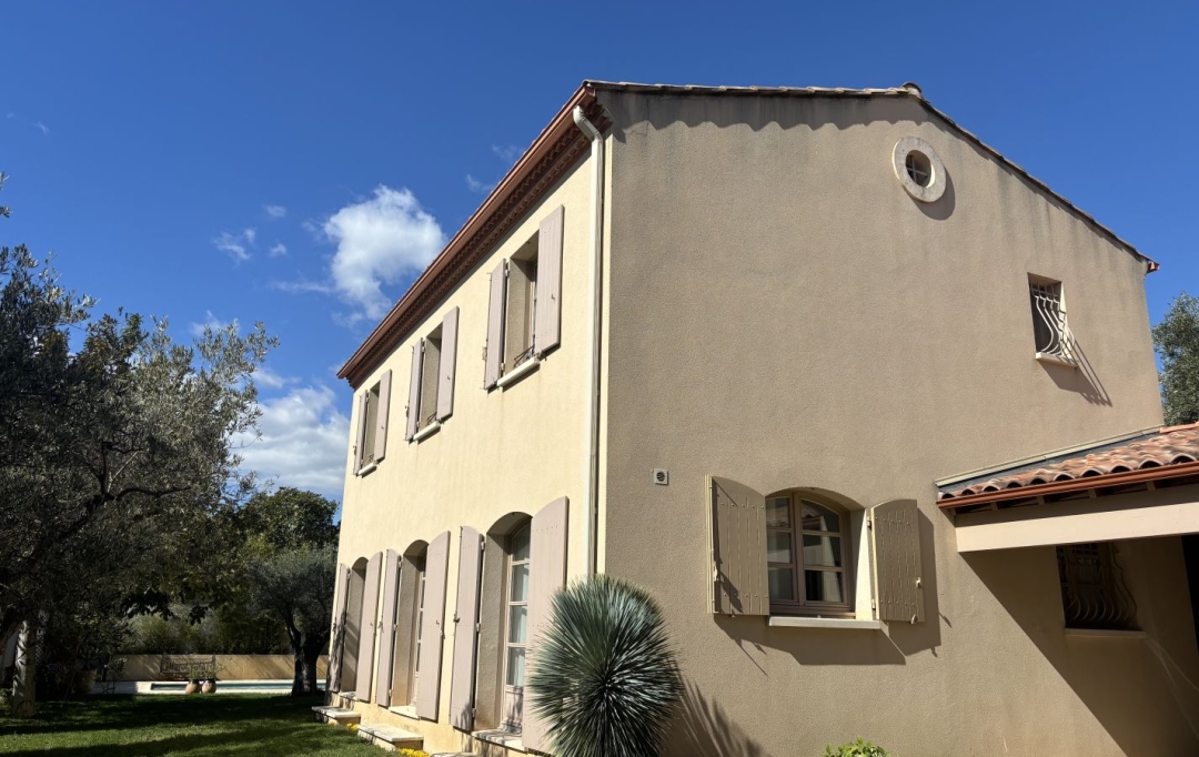 Annonces PONT DU GARD : Maison / Villa | UZES (30700) | 165 m2 | 495 000 € 